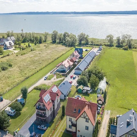 With A Balcony, Garden With Barbecue Apartment Krynica Morska