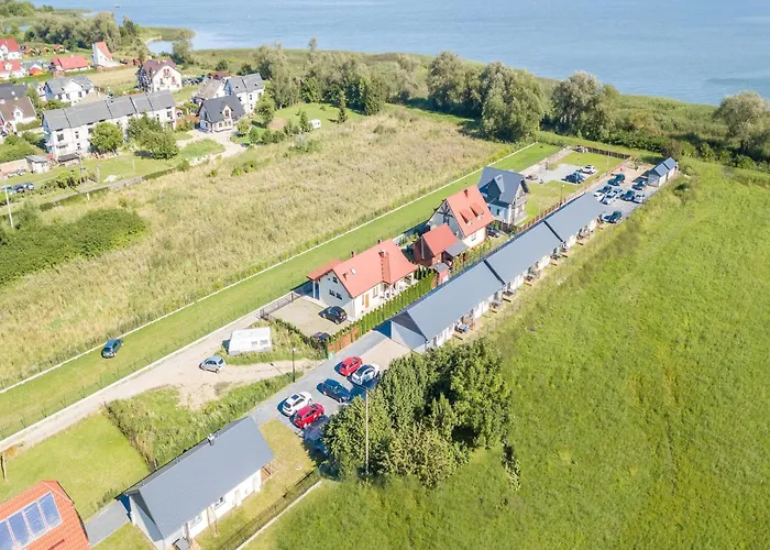 With A Balcony, Garden With Barbecue * كرينيتا مورسكا